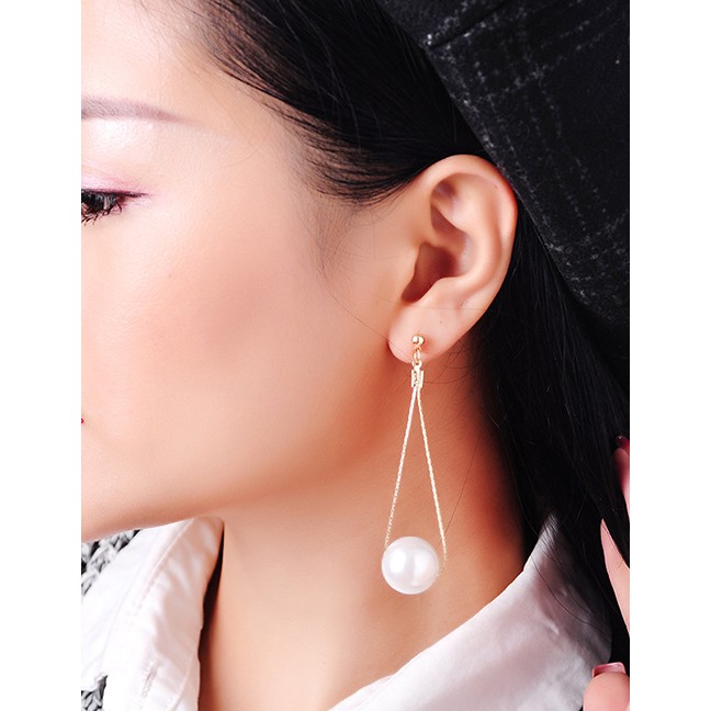 LRC Anting Tusuk Fashion Gold Geometric Artificial pearl Earrings D37726