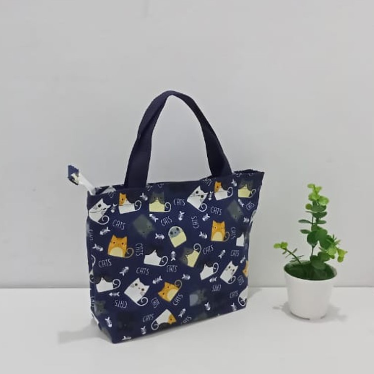 HANDBAG KANVAS TAS KANVAS KECIL MOTIF KUCING BIRU. RIENS COLLECTIONS