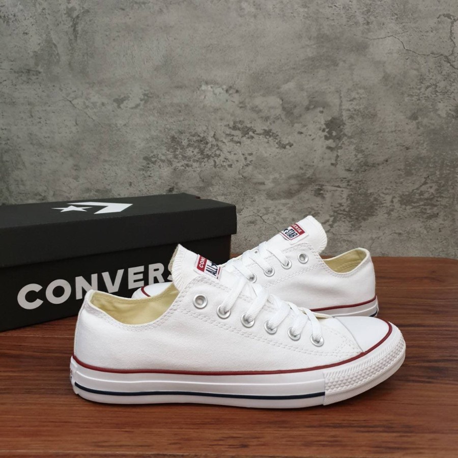 Sepatu Converse All Stars Chuck Taylor Pendek Putih Cewek Cowok