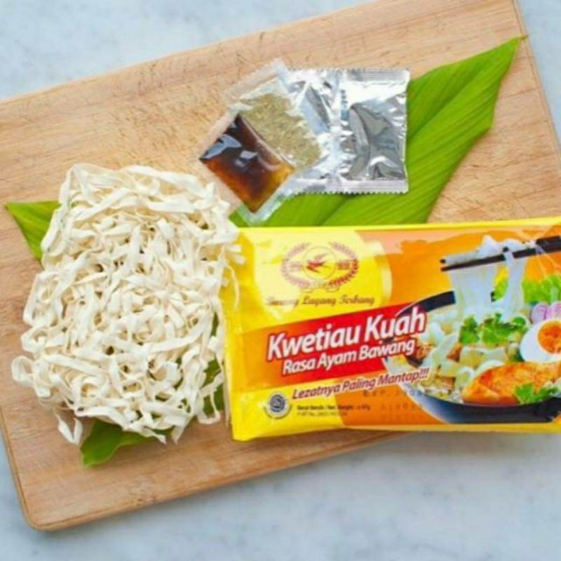 

kwetiaw kuah cap burung layang terbang