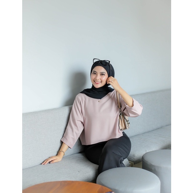 Stacy Crop Top Atasan Wanita Outer Blouse