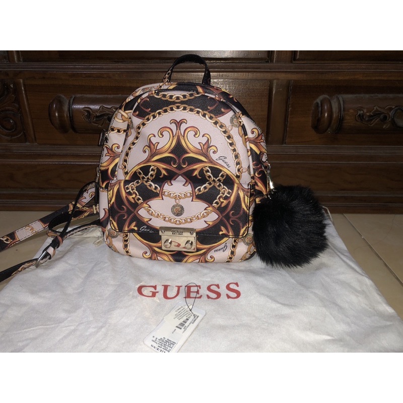 Preloved Tas Ransel Guess