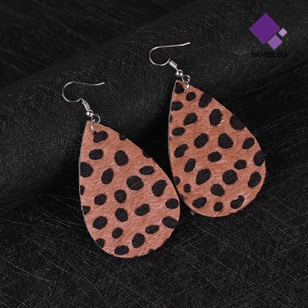 Anting Kait Model Menjuntai Bahan Kulit Motif Print Leopard Untuk Wanita