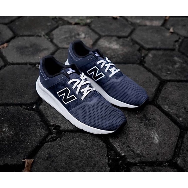new balance ms24