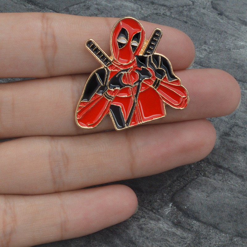 Pin Enamel Desain Komik Marvel Deadpool I Heart You Untuk Aksesoris Tas Ransel