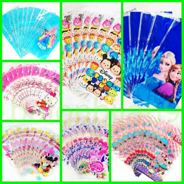 

PLASTIK SNACK ULANG TAHUN KARAKTER PLASTIK SOUVENIR KARAKTER 1 PACK + KAWAT EMAS