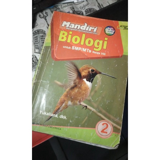 Buku Mandiri Erlangga latihan Soal Biologi Preloved