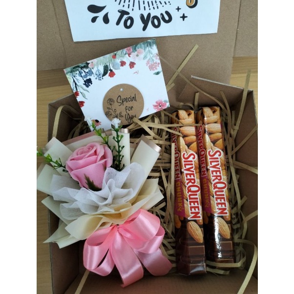 KADO HAMPERS MINI BOUQUET ROSE SOAP FLOWER/BUKET BUNGA SABUN ,COKELAT,BONEKA BEAR/KADO/HADIAH