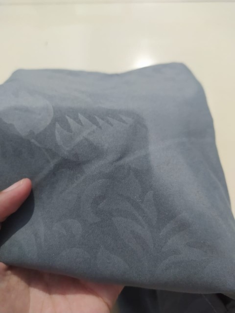 Cod Sarung Bantal Guling Dewasa Polos Bahan Embos