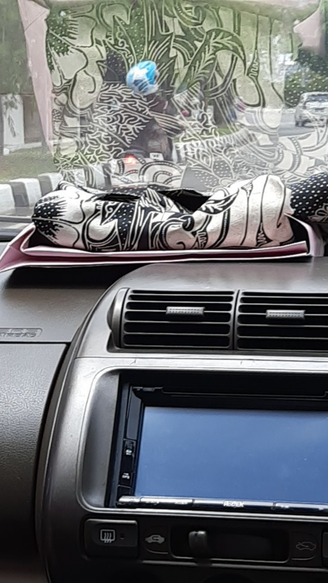 Hem Kemeja Batik Solo Full Furing Lengan Panjang Bahan Katun H04