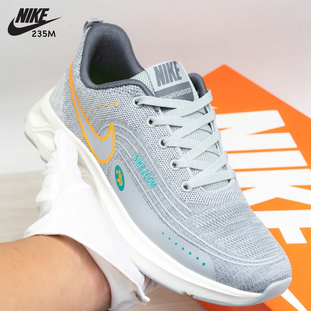 SEPATU COWOK ZOOM 235M
