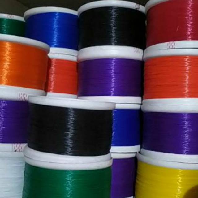 Golongan Paralon isi kenur besar untuk layangan besar