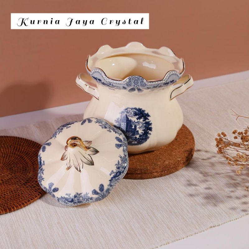 Toples keramik windsor Capodimonte/ Toples Keramik Capodimonte Windsor