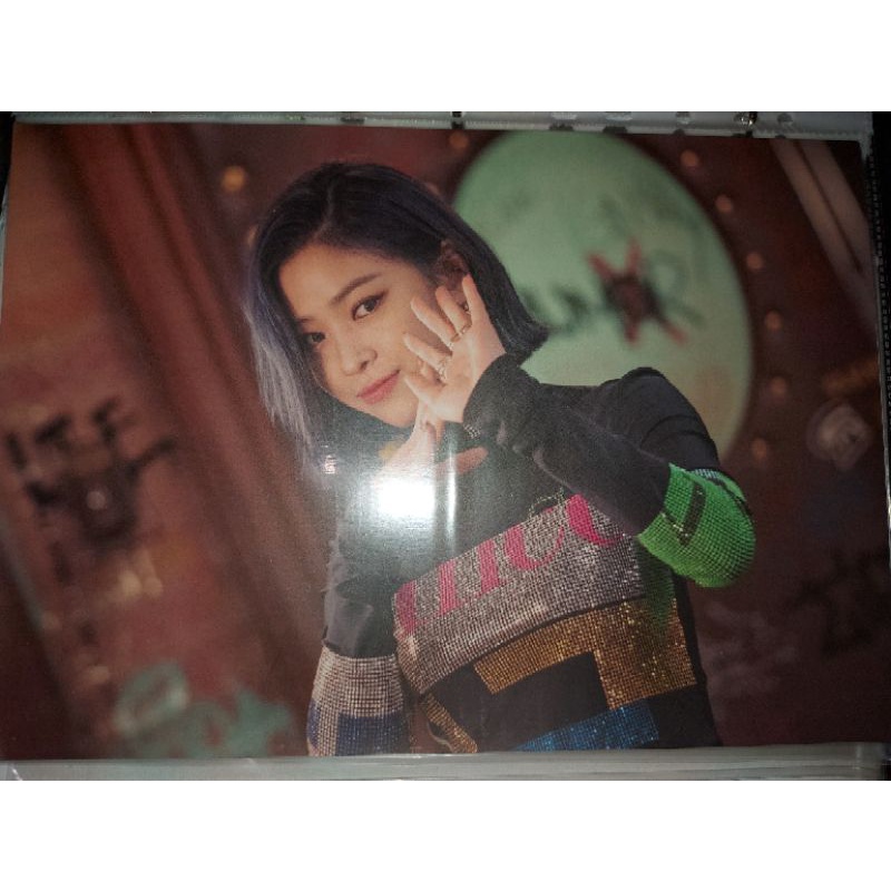 Mini Poster Ryujin Itzy Special Event Soundwave Store