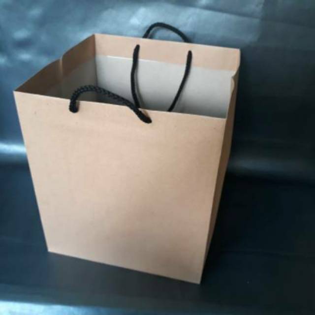 

Tas kertas kotak nasi dan toples