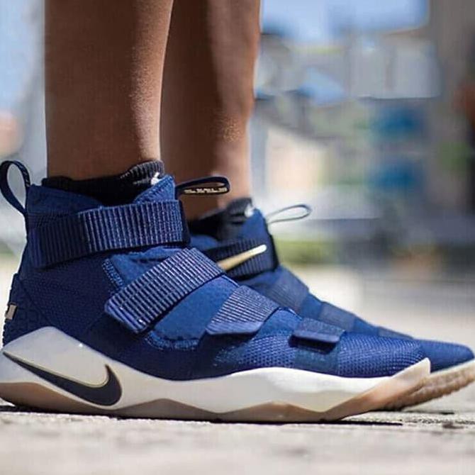 Lebron soldier 11 navy blue online