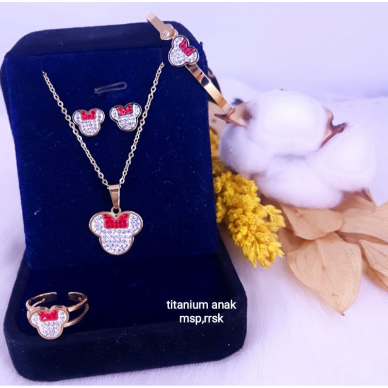 set anak titanium tida berkarat