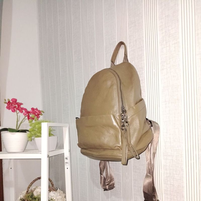 Tas Ransel brand Della Stella, Issac