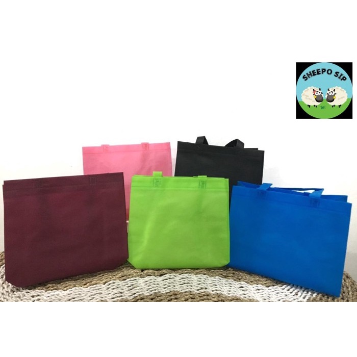 

SALE GOODIE BAG TAS SPUNBOND POLOS- TAS BEKAL - TAS SOUVENIR UK 27X22X10 - MERAH BR