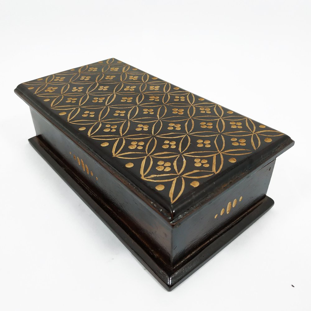 Kotak Tempat Perhiasan Pernak Pernik Pusaka Kayu Jati Ukir Cukit