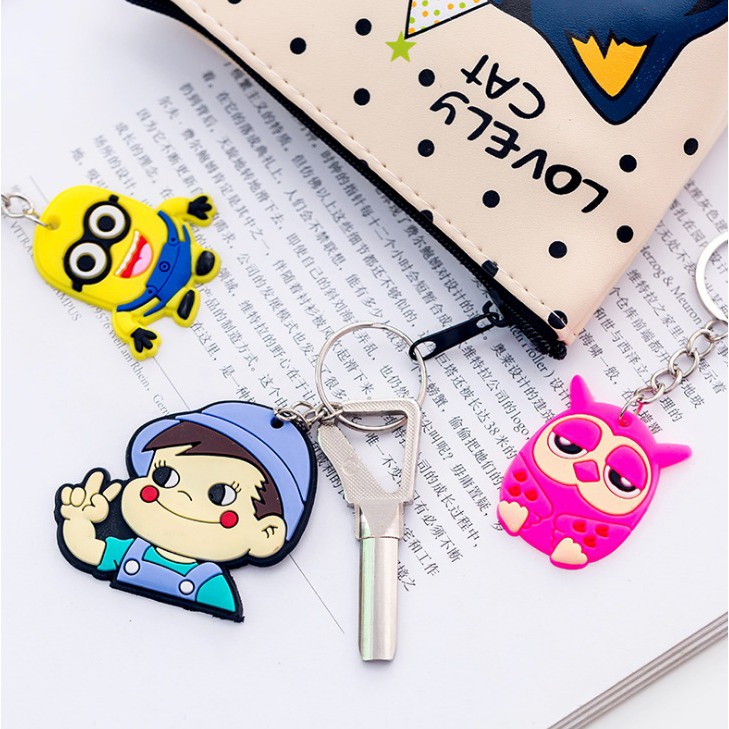 PEACH - Gantungan Kunci Karakter Unik Keychain PVC Souvenir / Souvenir Gantungan Kunci Karakter Lucu G210-3