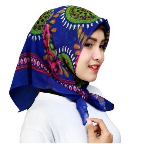 Share: Kerudung Segi Empat CTS Dalaman Hijab Ciput Jilbab CTS Turkey Ukuran 74x74Cm Motif Bunga 2 in