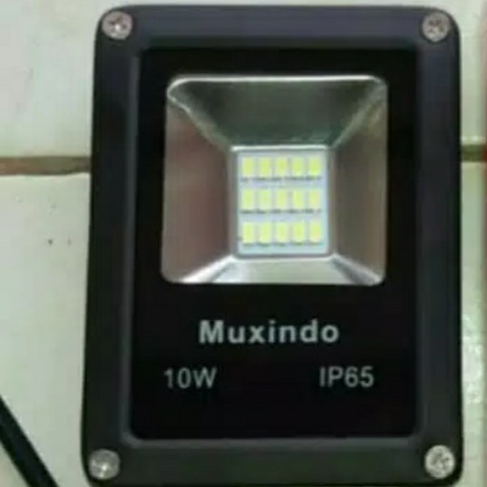 lampu tembak , sorot , LED muxindo 10 watt putih