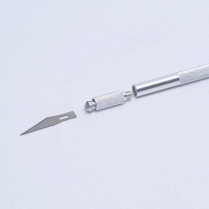 

Metal Handle Hobby Craft Knife Cutting with 4 Pcs Blade Set NEW READY