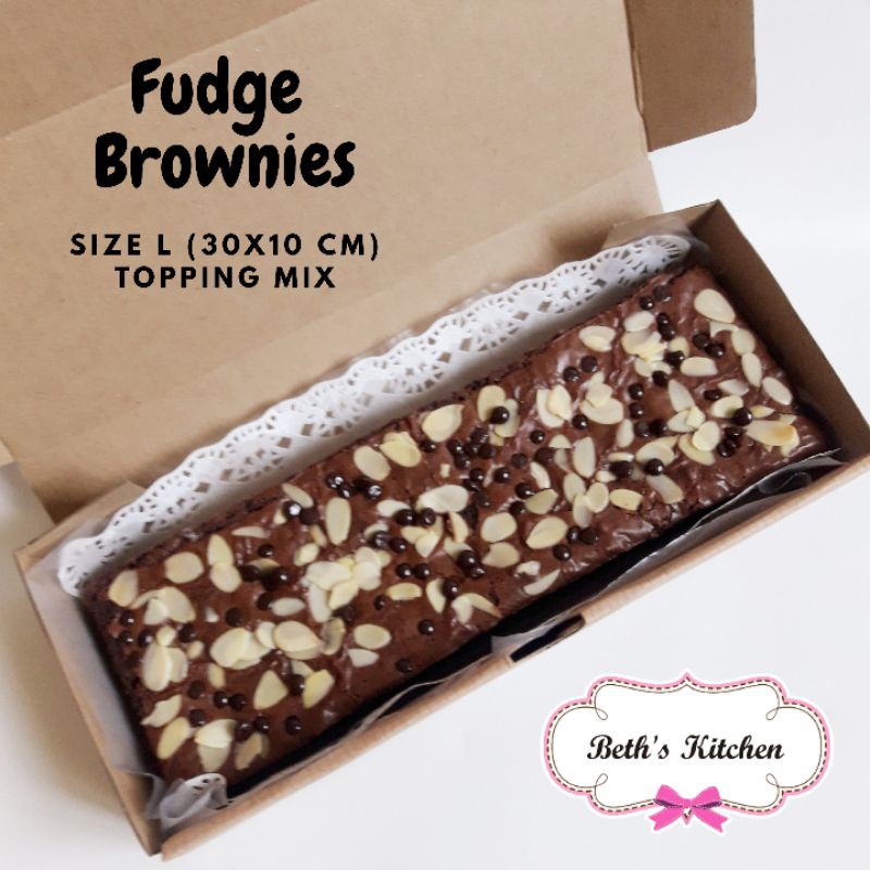 

Brownies Fudge Ukuran L 30X10 Cm