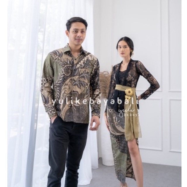 Set Kebaya Bali Kutubaru Couple | Batik Couple Sarimbit Wisuda