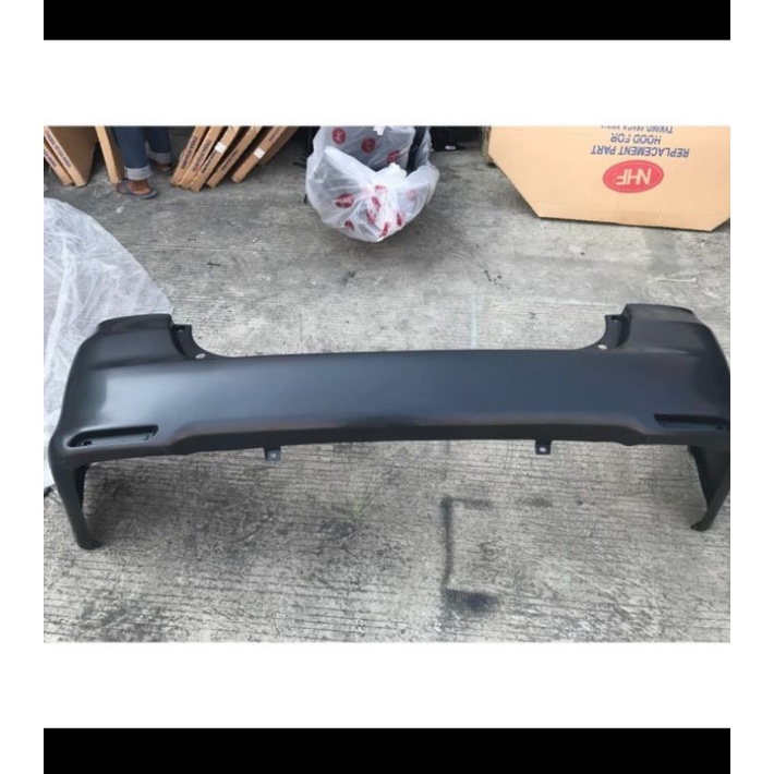 bumper belakang innova 2015