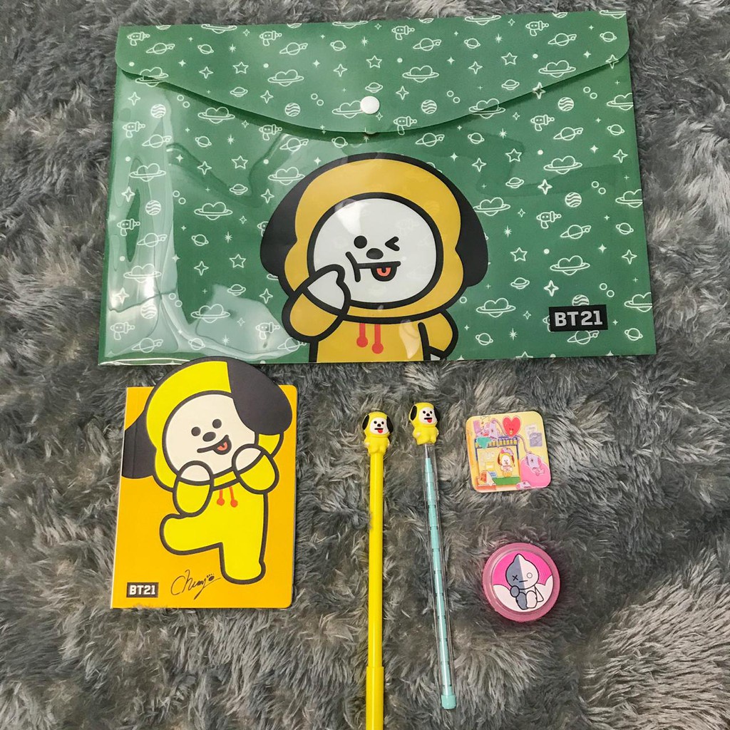 

PAKET SUPERFANS BT KPOP BOYBAND BANGTANBOYS SOUVERNIR GIFTBOX LUCU IMUT PERLENGKAPAN KANTOR -IVN319