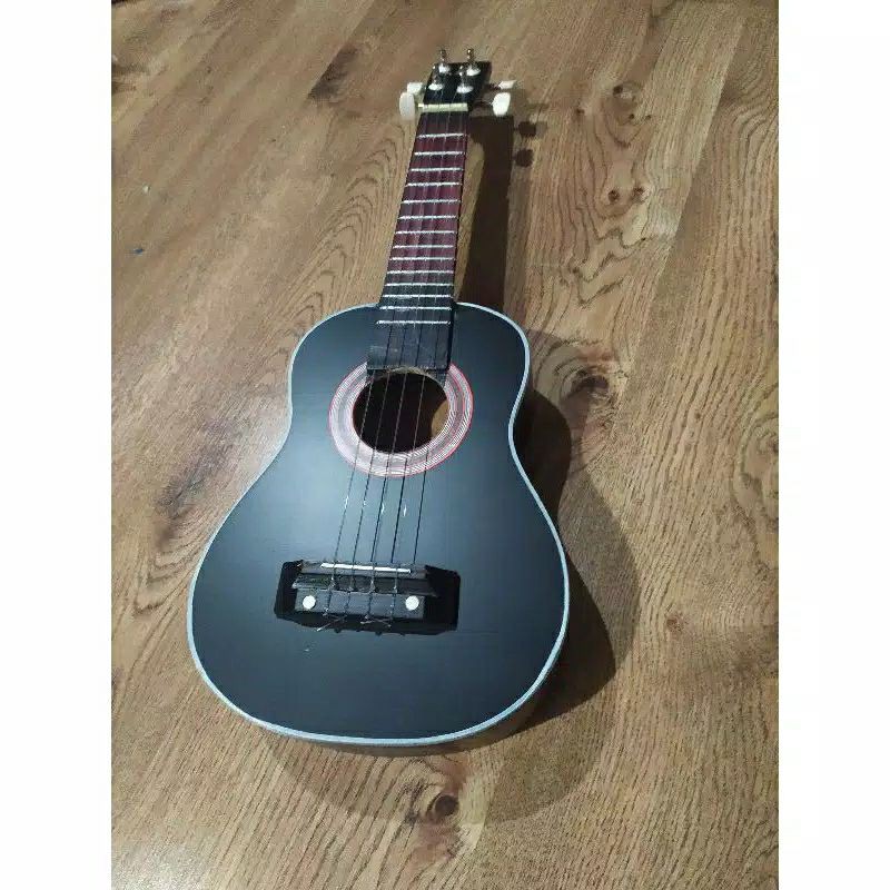 PROMO PAKET UKULELE  TERMURAH //@ PAKET UKULELE SENAR 4  // UKULELE SENAR 4 KARAKTER / KARTUN MURAH PACKING AMAN &amp; BERGARANSI JIKA RUSAK / GITAR UKULELE  4 SENAR KENTRUNG KENCRUNG TERLARIS / GITARLELE GITAR LELE - GARANSI PENGIRIMAN  -  PACKING  AMAN