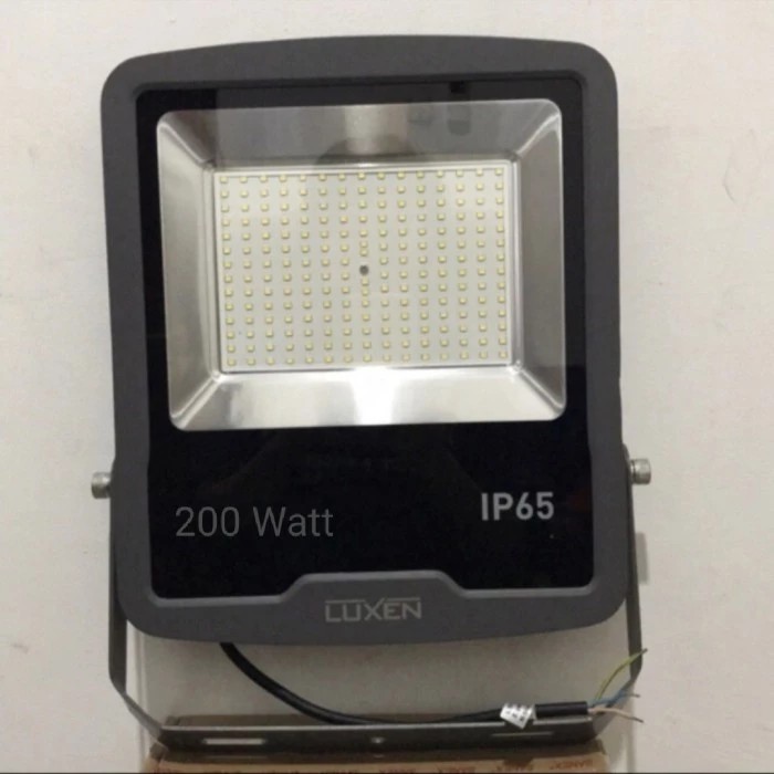 Lampu sorot ip65 luxen 200watt - Putih