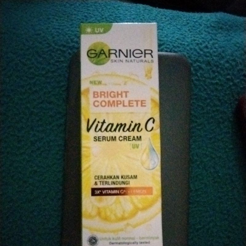 Jual Garnier Bright Complete Vitamin C Serum Cream 20 Ml Shopee Indonesia