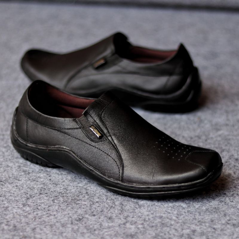 BADIL Sepatu Slip On Casual Pria Kulit Asli Slop Formal Santai Kerja Kuliah Kondangan