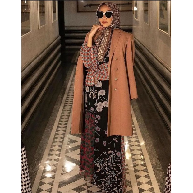 D bloom dress  VZ x Dssaaksss by Vivi Zubedi