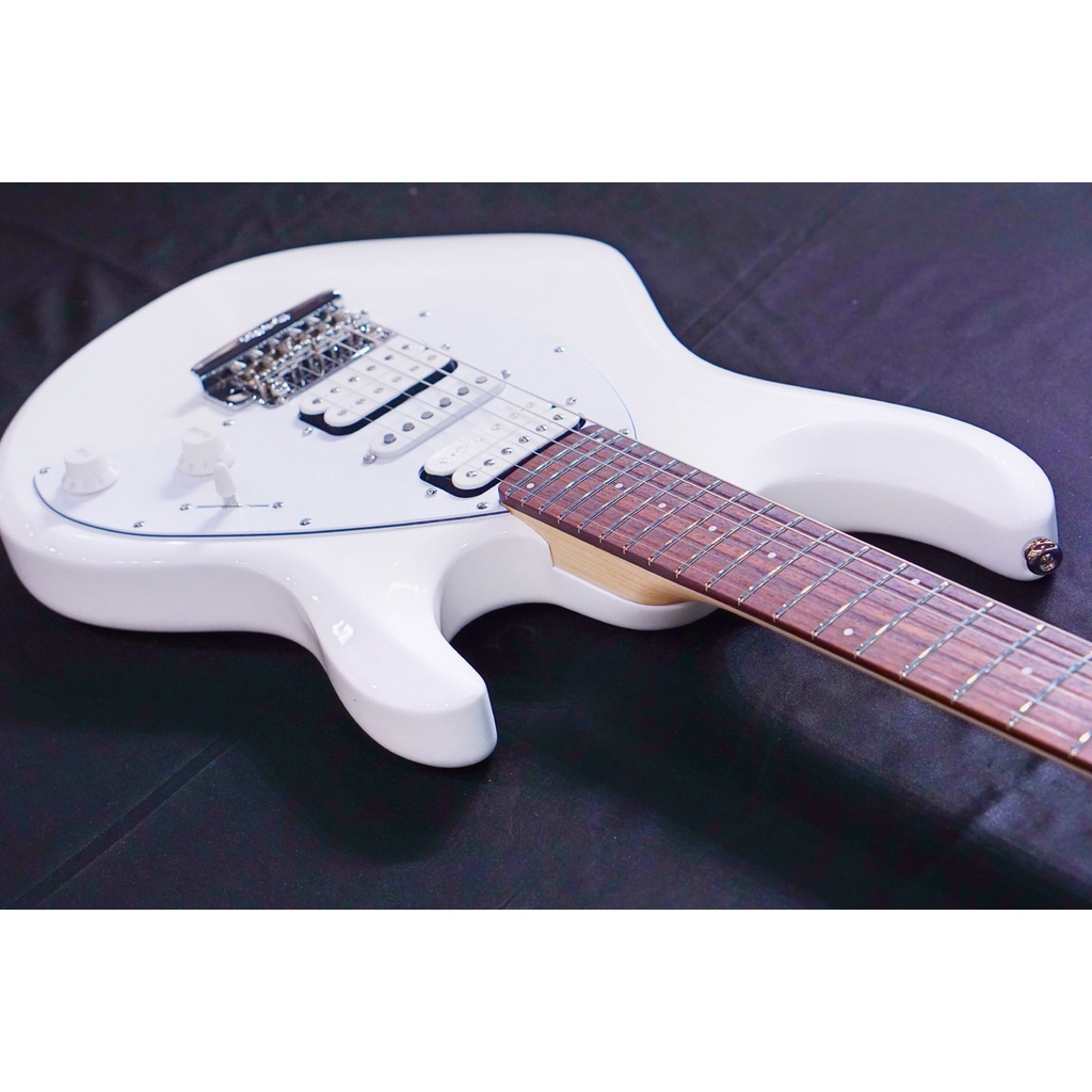 Ernie Ball Music Man Silhouette HSH Trem - White, Maple Fingerboard G99196