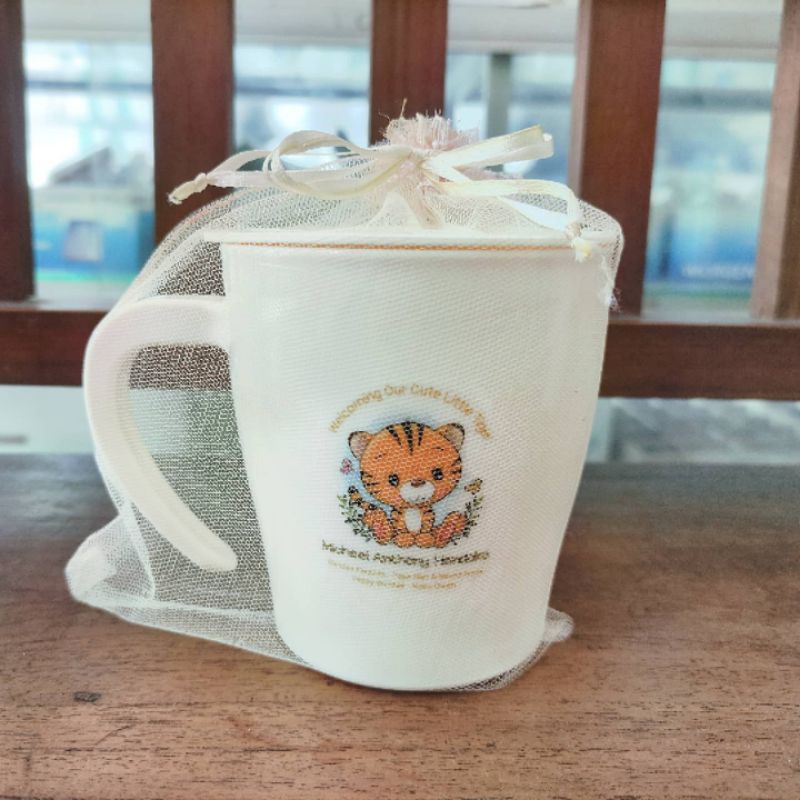 

Souvenir Mug dengan kemasan tile kantong untuk ulang tahun, aqiqah, tasyakuran, new born baby