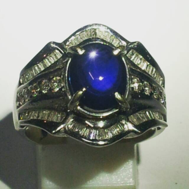 Batu permata Blue Saphire Star