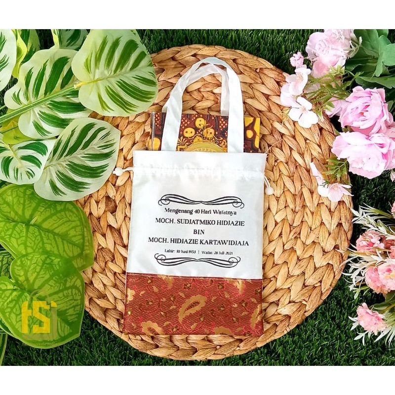 

Tas Buku Yasiin / Tas Souvenir buku Yasiin