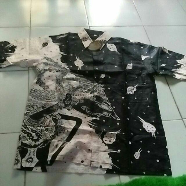 Kemeja Batik Pria Modern Motif Wayang Hitam Putih Cream