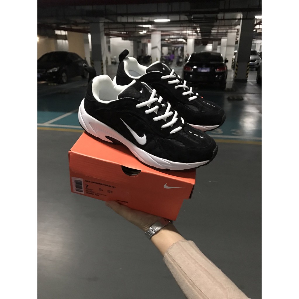  Sepatu  Sneakers Olahraga Pria wanita  Model Nike Baldman 