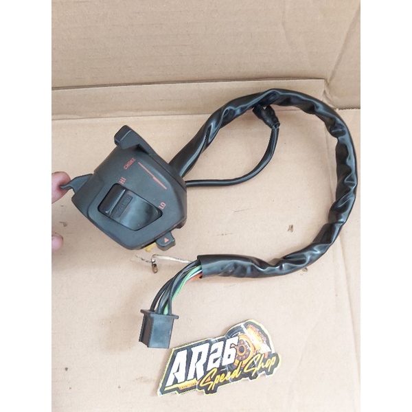 holder saklar kiri tiger revo original