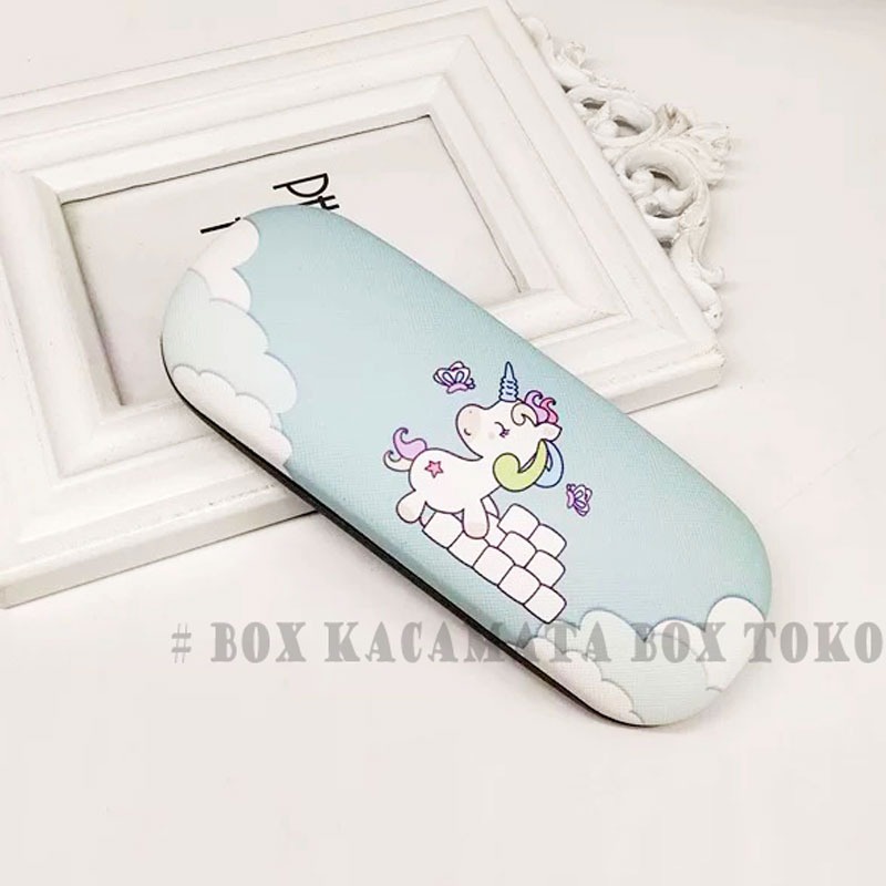 Box Kacamata / Tempat Kacamata Hard Case  Motif Karakter Lucu B7