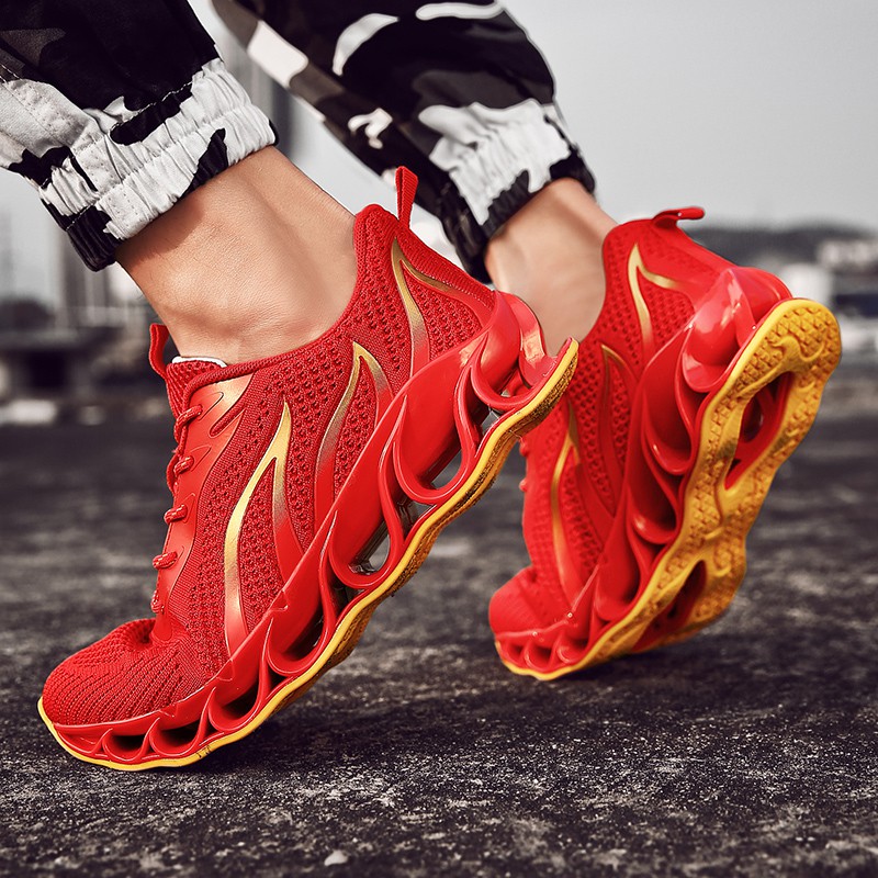 Sepatu Running Pria Sneakers Karet Warna Hitam Merah Sepatu Running Pria Sneakers Karet Warna Hitam Merah