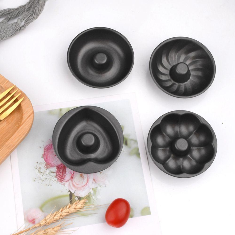 [Elegan] Loyang Kue Mini Tabung Suling Pembuatan Hitam Bahan Baja Karbon Berkualitas Chrismas Cake Baking Tools Cetakan Kugelhopf