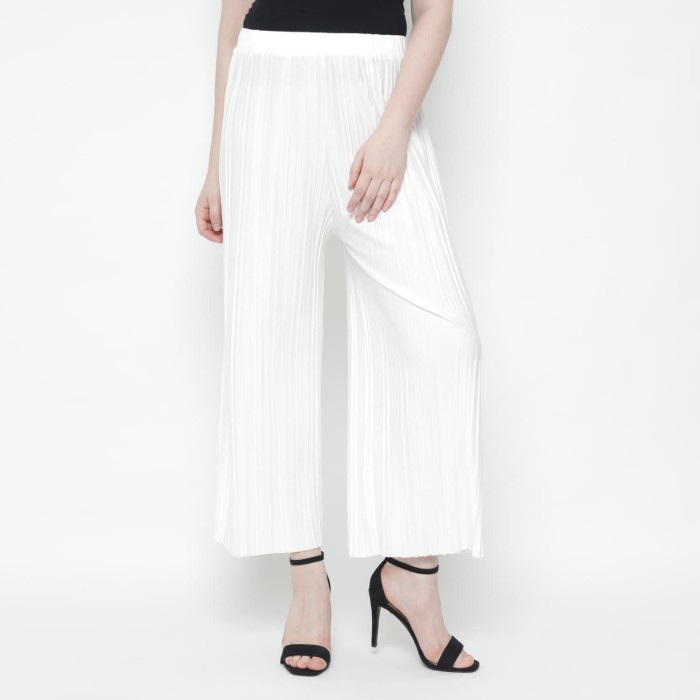 duapola Plisket Box Kulot 78178 - White (V0L4) Celana Kulot Jumbo Kulot Rayon Celana Kulot Polos Cel
