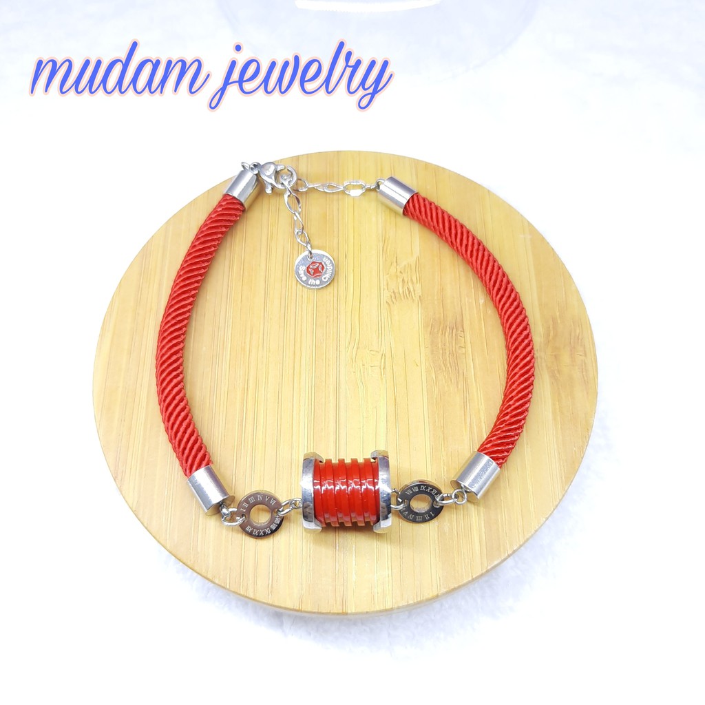 Gelang Tali Merah Charm Baja Titanium Warna Silver