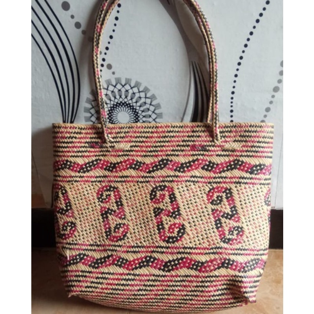 TAS ROTAN ASLI KALIMANTAN